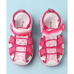 Cute Walk by Babyhug Velcro Closure Sandals with Hearts & Glitter Print - Fuchsia