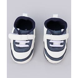 Cute Walk by Babyhug Booties With Velcro Closure & Dino Print - Blue & White