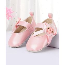 Cute Walk by Babyhug Velcro Closure Floral Applique Booties - Pink