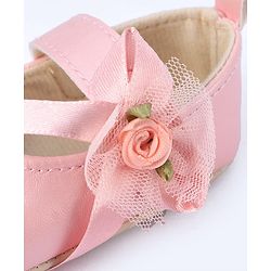 Cute Walk by Babyhug Velcro Closure Floral Applique Booties - Pink