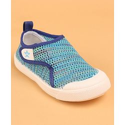Cute Walk by Babyhug Velcro Closure Textured Casual Shoes - Blue