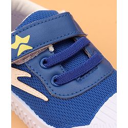 Cute Walk by Babyhug Casual Shoes With Velcro Closure - Blue