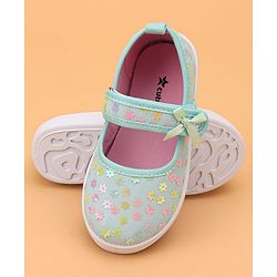 Cute Walk by Babyhug Velcro Closure Casual Shoes With Floral & Bow Applique - Green