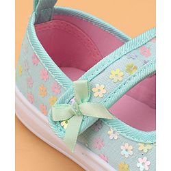 Cute Walk by Babyhug Velcro Closure Casual Shoes With Floral & Bow Applique - Green