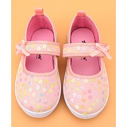 Cute Walk by Babyhug Velcro Closure Casual Shoes With Floral & Bow Applique - Pink
