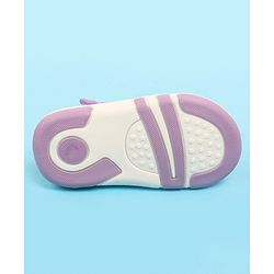 Cute Walk by Babyhug Velcro Closure Musical Sandal with Stone Floral Applique - Pink