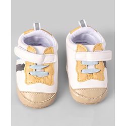 Cute Walk by Babyhug Velcro Closure Booties - Yellow
