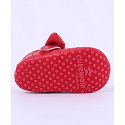 Cute Walk by Babyhug Heart Detailing with Bow Applique Velcro Closure Ballerina Booties - Red