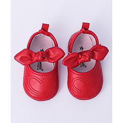 Cute Walk by Babyhug Heart Detailing with Bow Applique Velcro Closure Ballerina Booties - Red