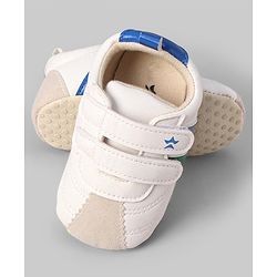 Cute Walk by Babyhug Colour Blocked Double Velcro Closure Booties - Blue