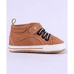 Cute Walk by Babyhug Velcro Closure Booties - Brown