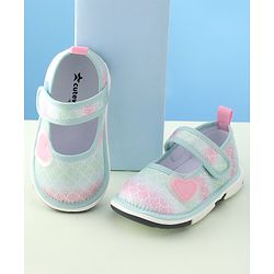 Cute Walk by Babyhug Velcro Closure Casual Shoes With Heart Patch Applique - Green