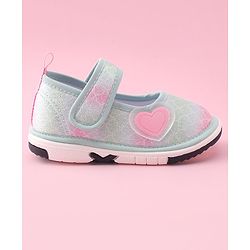 Cute Walk by Babyhug Velcro Closure Casual Shoes With Heart Patch Applique - Green