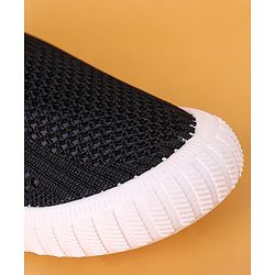 Cute Walk by Babyhug Slip On Striped Design Casual Shoes - Black