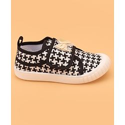 Cute Walk by Babyhug Velcro Closure Casual Shoes With Bow Applique - Black