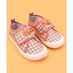 Cute Walk by Babyhug Velcro Closure Casual Shoes With Bow Applique - Pink