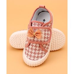 Cute Walk by Babyhug Velcro Closure Casual Shoes With Bow Applique - Pink