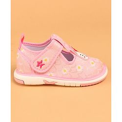 Cute Walk by Babyhug Velcro Closure Musical Casual Shoes With Kitty Applique - Pink