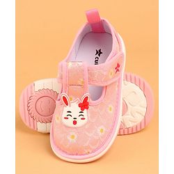 Cute Walk by Babyhug Velcro Closure Musical Casual Shoes With Kitty Applique - Pink