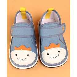 Cute Walk by Babyhug Casual Shoes With Velcro Closure Animal Patch - Blue