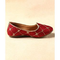 Cute Walk by Babyhug Slip on  Mojaris - Maroon