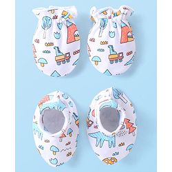 Babyhug 100% Cotton Interlock Knit Dino Printed Mittens & Booties Set - White
