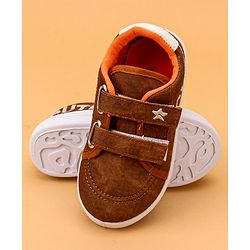 Cute Walk by Babyhug Casual Shoes With Velcro Closure Text Print - Brown