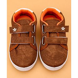 Cute Walk by Babyhug Casual Shoes With Velcro Closure Text Print - Brown