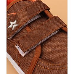 Cute Walk by Babyhug Solid Casual Shoes with Velcro Closure - Brown