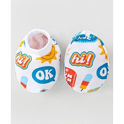 Babyhug 100% Cotton Interlock Knit Cap Mitten & Booties with Text   Print -White