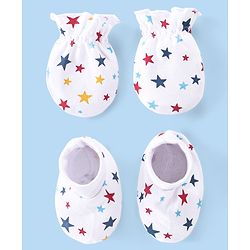 Babyhug 100% Cotton Knit Star Print Mittens and Booties - White