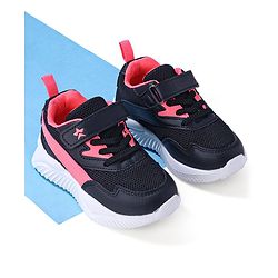 Cute Walk by Babyhug Sneakers With Velcro Closure Solid- Black