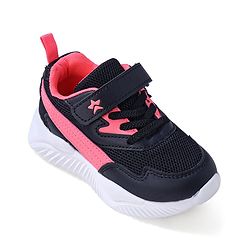 Cute Walk by Babyhug Sneakers With Velcro Closure Solid- Black