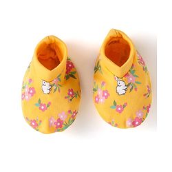 Babyhug 100 % Cotton Full Sleeves Romper with Hairband Booties Frill Detailing & Floral Print - Yellow