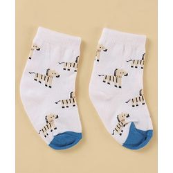 Cute Walk by Babyhug Cotton Knit Antibacterial Ankle Length Socks With Striped & Animal Print - White & Grey