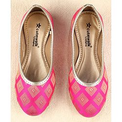 Cute Walk by Babyhug Mojaris - Dark Pink