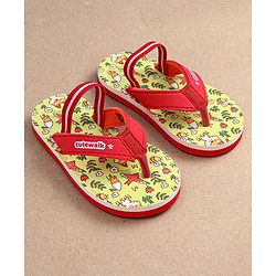Cute Walk by Babyhug Flip Flops with Backstrap Closure & Animal Print - Green
