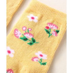 Cute Walk By Babyhug Anti-Bacterial Ankle Length Pack of 3 With Floral Stripe & Polka Dot Print - White Pink & Yellow