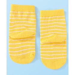 Cute Walk by Babyhug Knit Ankle Length Socks With Space Theme Design Pack of 3 - Yellow & Black