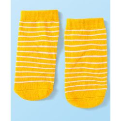 Cute Walk by Babyhug Knit Ankle Length Socks With Whale & Star Design Pack of 3 - Blue Black & Yellow
