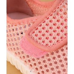Cute Walk by Babyhug Casual Shoes with Velcro Closure - Pink