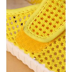 Cute Walk by Babyhug Casual Shoes with Velcro Closure - Yellow