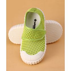 Cute Walk by Babyhug Casual Shoes with Velcro Closure - Purple