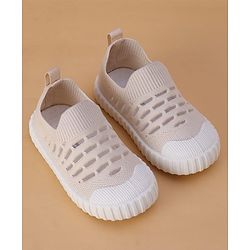 Cute Walk by Babyhug Slip On Solid Casual Shoes - Mint