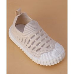 Cute Walk by Babyhug Slip On Solid Casual Shoes - Mint