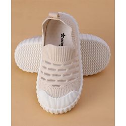 Cute Walk by Babyhug Slip On Solid Casual Shoes - Mint