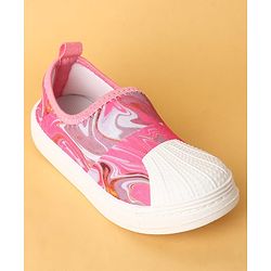 Cute Walk by Babyhug Slip On Casual Shoes with Abstract Print - Pink