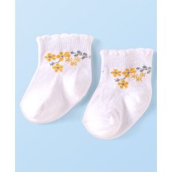 Cute Walk by Babyhug Ankle Length Antibacterial Socks with Floral Design Pack Of 3 - White & Yellow