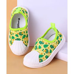 Cute Walk by Babyhug Slip On Casual Shoes With Floral & Leaf  Print - Green