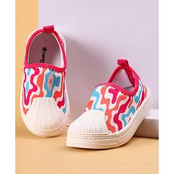 Cute Walk by Babyhug Slip on Casual Shoes with Abstract Print - Pink